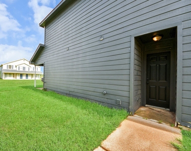 23366 High Point Street - Photo Thumbnail 2