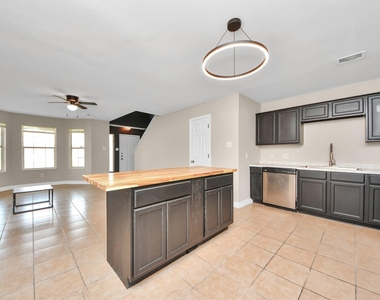 23366 High Point Street - Photo Thumbnail 14
