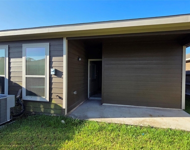 9760 Grosbeak Lane - Photo Thumbnail 9