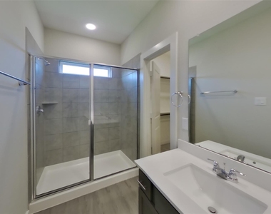 2414 Cohorn Trail - Photo Thumbnail 7