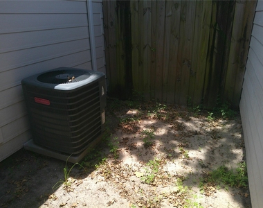 5771 Easthampton Drive - Photo Thumbnail 20