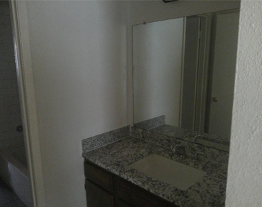 5771 Easthampton Drive - Photo Thumbnail 6