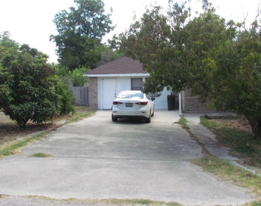 108 Timber Lane - Photo Thumbnail 6