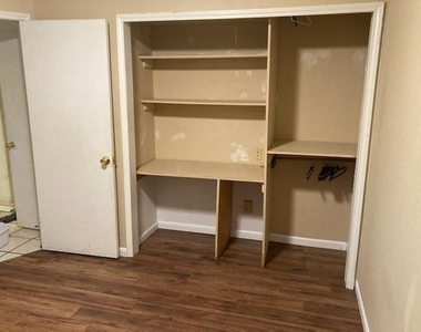 108 Timber Lane - Photo Thumbnail 15
