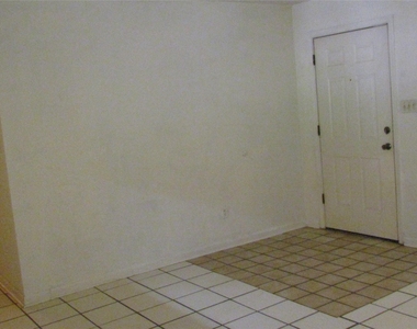 108 Timber Lane - Photo Thumbnail 9