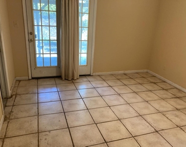 108 Timber Lane - Photo Thumbnail 12