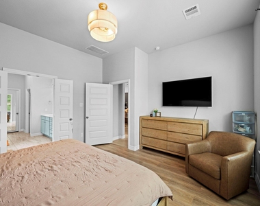 534 Cedar Harbor Court - Photo Thumbnail 17