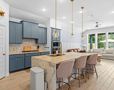534 Cedar Harbor Court - Photo Thumbnail 9