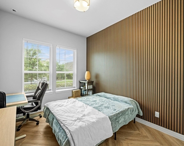 534 Cedar Harbor Court - Photo Thumbnail 22