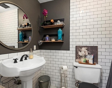 10047 Westpark Drive - Photo Thumbnail 9