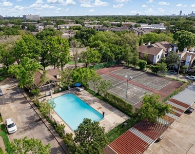 10047 Westpark Drive - Photo Thumbnail 15