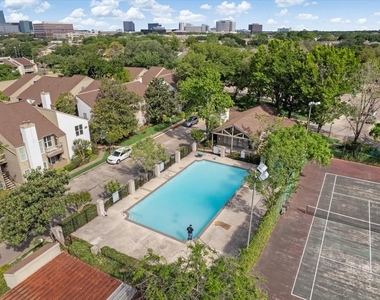 10047 Westpark Drive - Photo Thumbnail 14
