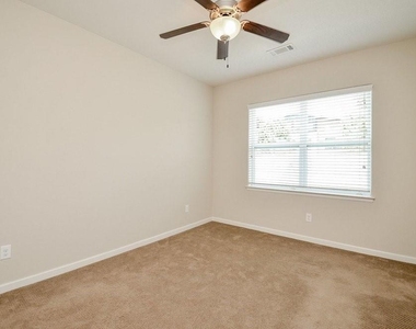 103 Kendrick Pines - Photo Thumbnail 32