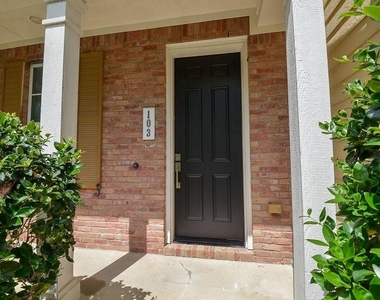 103 Kendrick Pines - Photo Thumbnail 2
