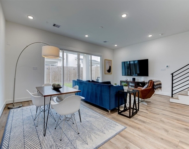 3517 Mcilhenny Street - Photo Thumbnail 11