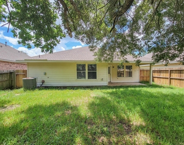 3010 Stonecross Lane - Photo Thumbnail 37