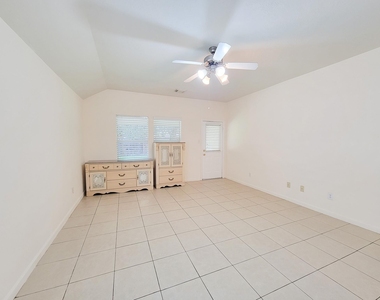 3010 Stonecross Lane - Photo Thumbnail 20