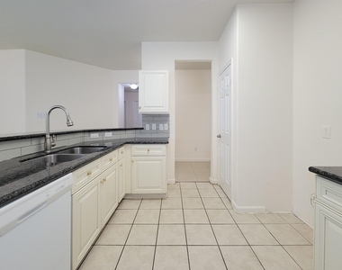 3010 Stonecross Lane - Photo Thumbnail 17