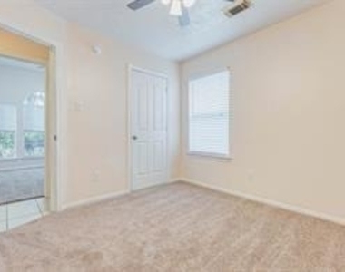 22915 Sebastian Drive - Photo Thumbnail 4