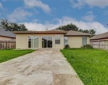 22915 Sebastian Drive - Photo Thumbnail 10