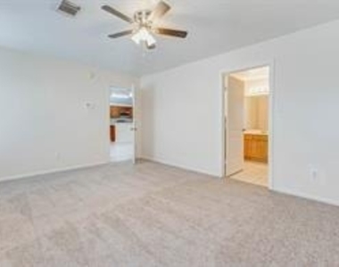 22915 Sebastian Drive - Photo Thumbnail 8