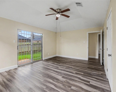7907 Chancel Drive - Photo Thumbnail 32