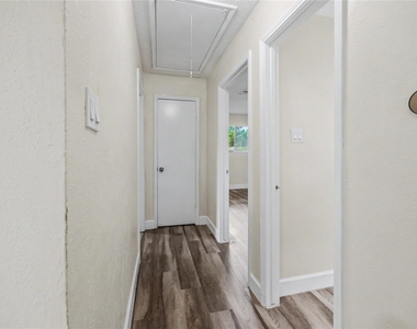 7907 Chancel Drive - Photo Thumbnail 24