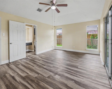 7907 Chancel Drive - Photo Thumbnail 33