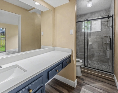 7907 Chancel Drive - Photo Thumbnail 36