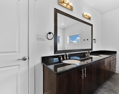 205 Riley Lane - Photo Thumbnail 23