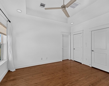 205 Riley Lane - Photo Thumbnail 20