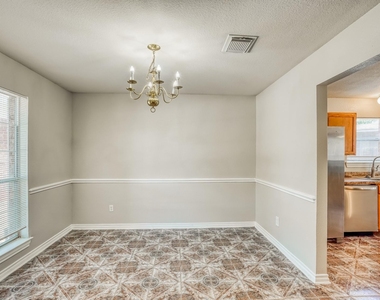 9342 Bowmore Court - Photo Thumbnail 4