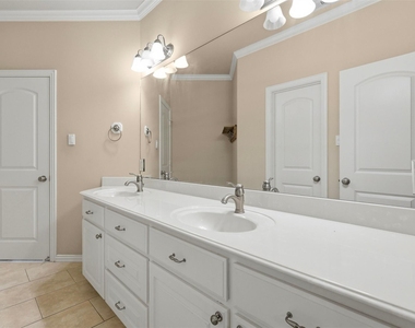 79 Melrose Drive - Photo Thumbnail 22