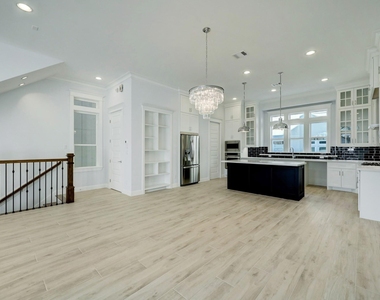 2814 Princeton Street - Photo Thumbnail 8