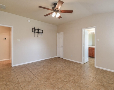 20210 Ribbonwood Point Court - Photo Thumbnail 9