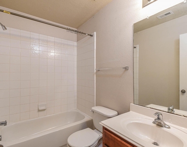 20210 Ribbonwood Point Court - Photo Thumbnail 15