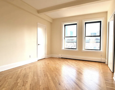 147 East 79th Street - Photo Thumbnail 2