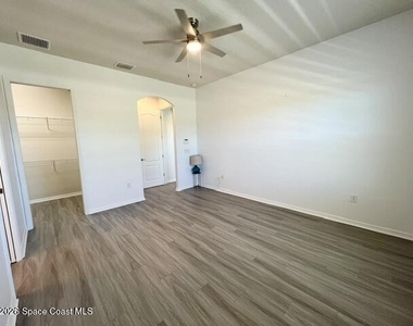 4838 Sprint Circle - Photo Thumbnail 18