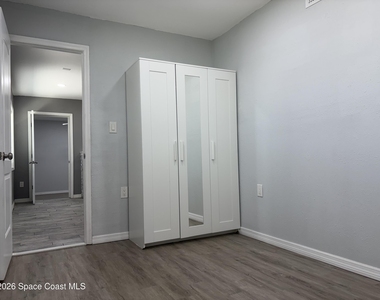 491 Seacrest Avenue - Photo Thumbnail 11