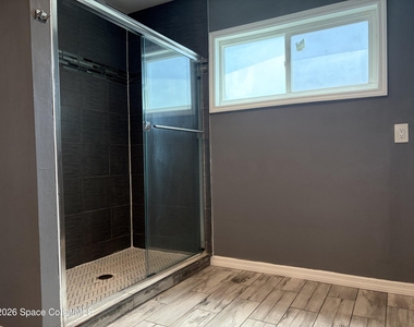 491 Seacrest Avenue - Photo Thumbnail 7