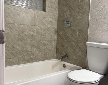491 Seacrest Avenue - Photo Thumbnail 17