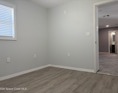 491 Seacrest Avenue - Photo Thumbnail 15