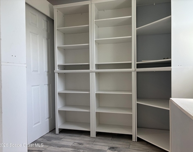 491 Seacrest Avenue - Photo Thumbnail 8