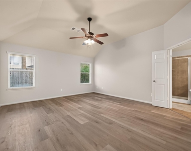 28207 Chalet Park Drive - Photo Thumbnail 34