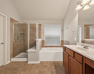 28207 Chalet Park Drive - Photo Thumbnail 19