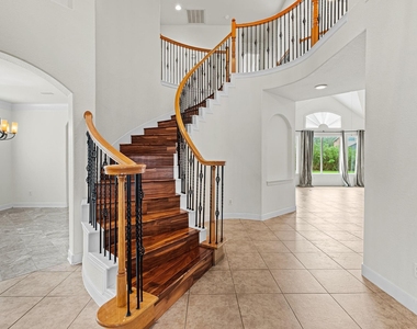 6118 Durango Bay Lane - Photo Thumbnail 3