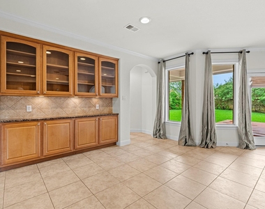 6118 Durango Bay Lane - Photo Thumbnail 14