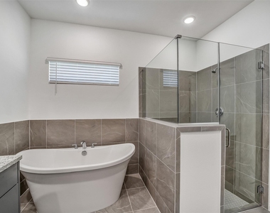 11943 Pondwood Drive - Photo Thumbnail 16