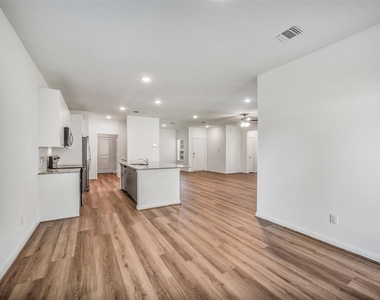 11943 Pondwood Drive - Photo Thumbnail 11