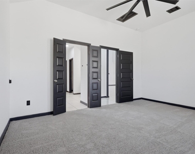 27947 Hendrix Park Drive - Photo Thumbnail 17